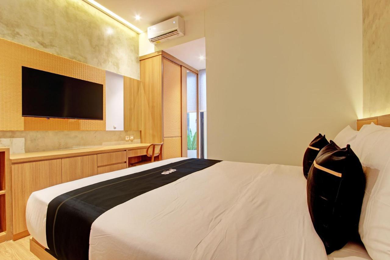 Super Oyo Capital O 92987 Keenan Living Perumnas Maguwo Bagian luar foto
