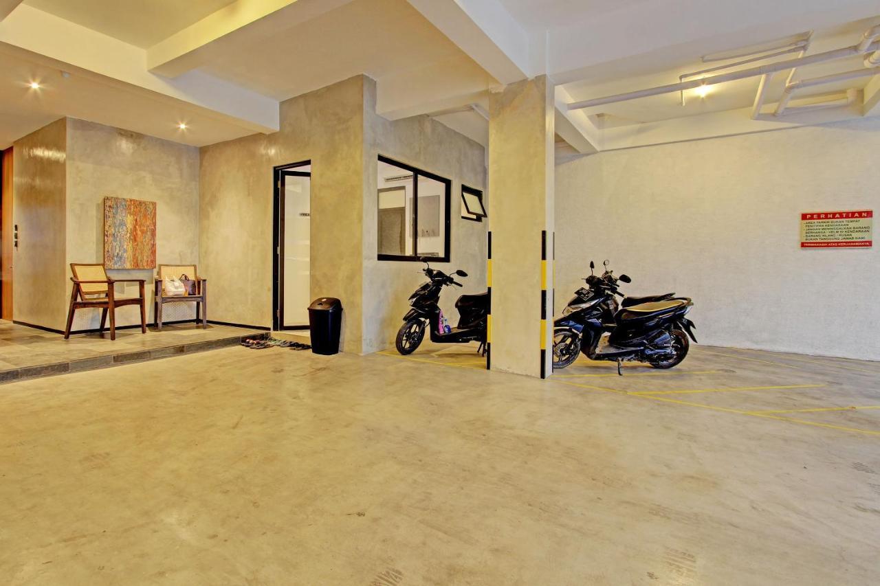 Super Oyo Capital O 92987 Keenan Living Perumnas Maguwo Bagian luar foto